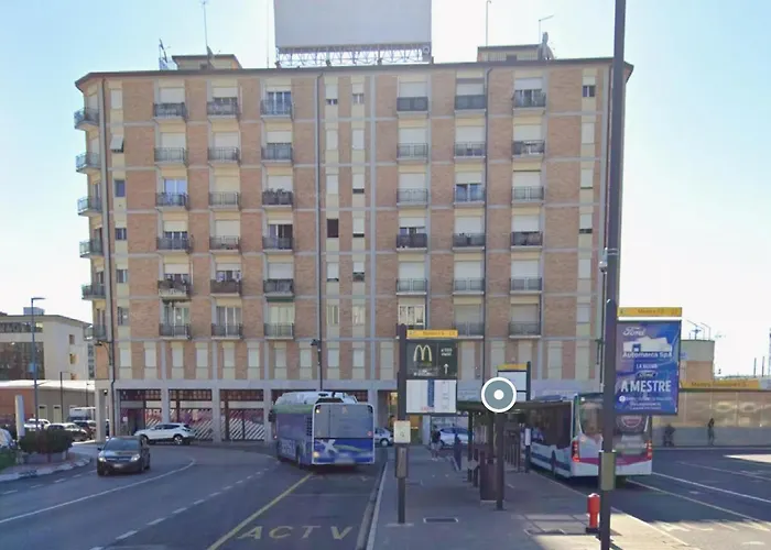 Beliy Δωμάτια σε οικογενειακή κατοικία Μέστρε